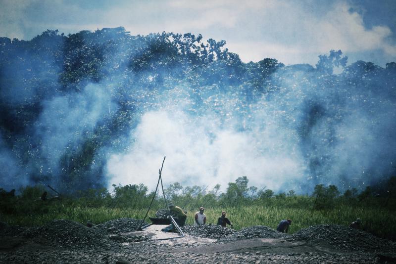 gold mining on the Madre de Dios river
