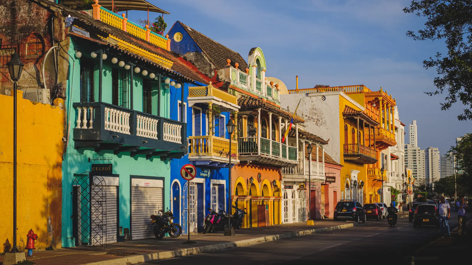 street in Cartagena with colorful buildings