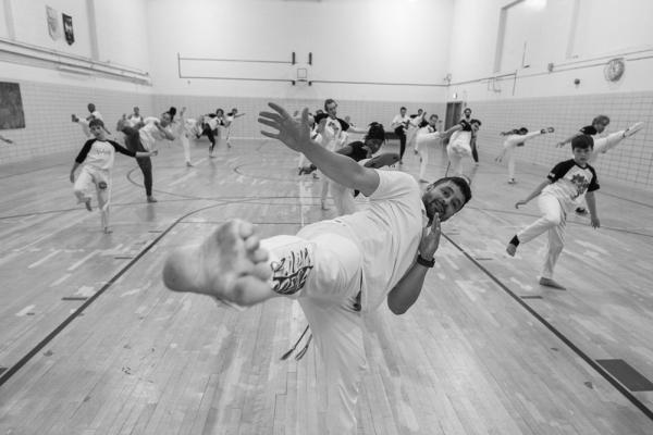 Mestre Lobinho teaching capoeira