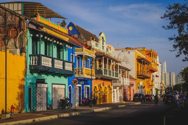 street in Cartagena with colorful buildings