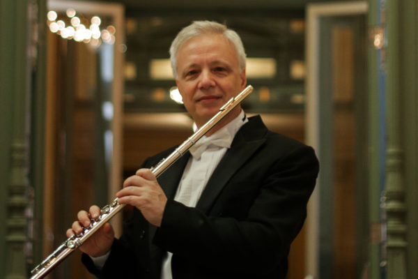 Fabio Mazzitelli holding a flute
